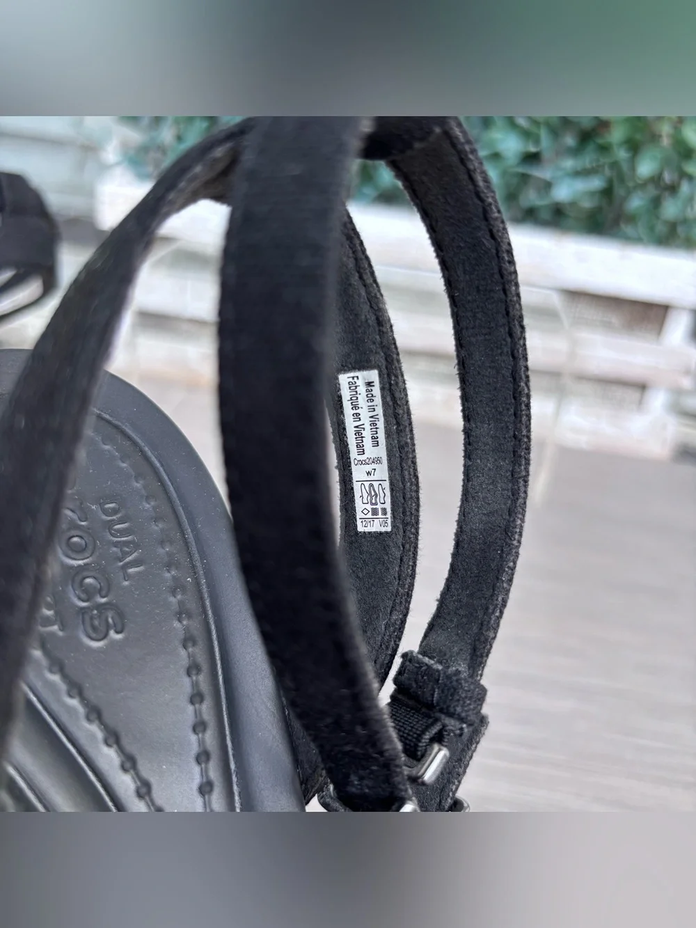 Crocs Leigh ll Cross-Strap Ankle Wedge Black Sandals 7